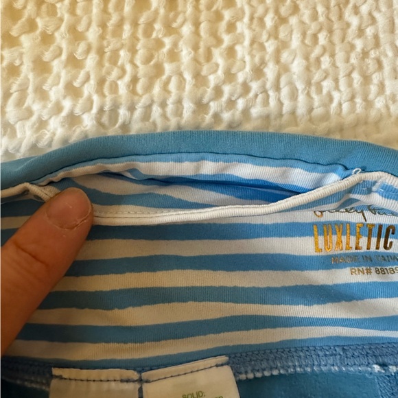 Lilly Pulitzer Weekender legging - Picture 6 of 8